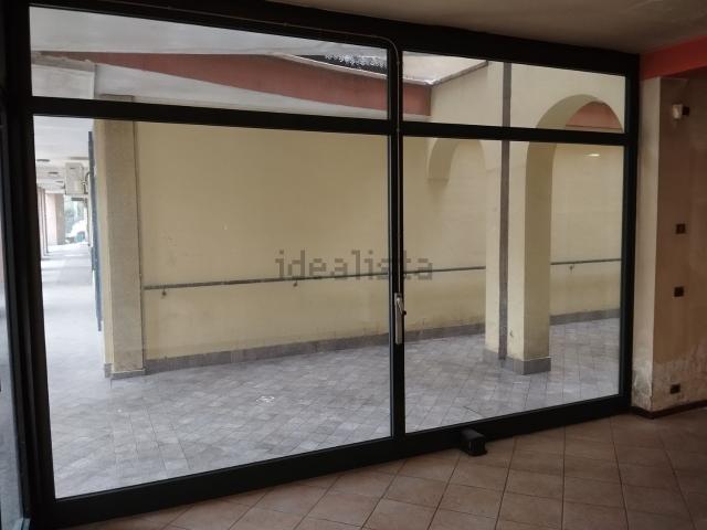 Locale Commerciale in vendita a San Rocco, Palazzolo Sull'oglio
