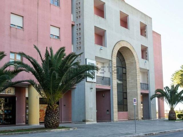 Locale Commerciale in vendita a Puglia, Lecce