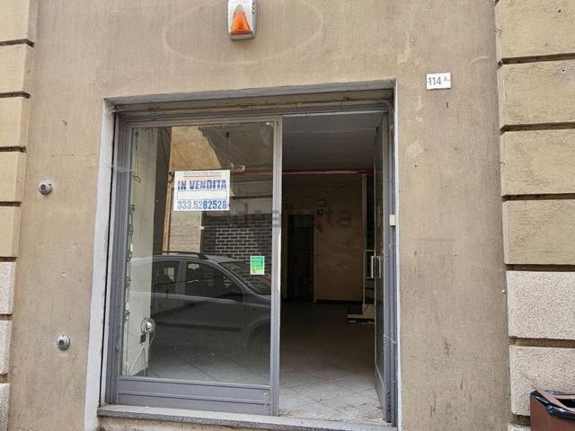 Locale Commerciale in vendita a Oltreponte, Casale Monferrato