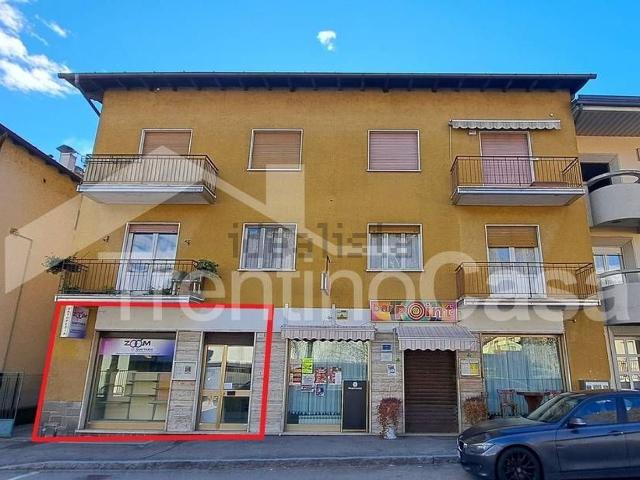 Locale Commerciale in vendita a Comunità delle Giudicarie, Tione Di Trento