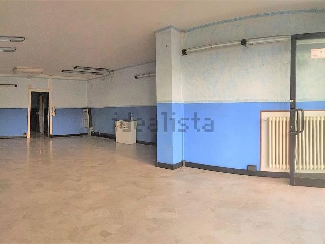 Locale Commerciale in vendita a Firenze