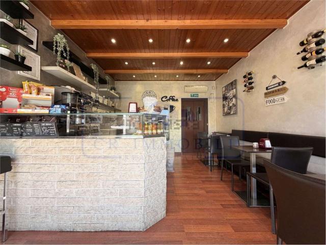 Locale Commerciale in vendita a Novate Milanese, Lombardia