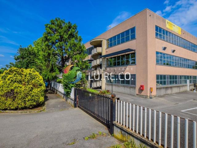 Locale Commerciale in vendita a Cascina Malcantone, Concorezzo