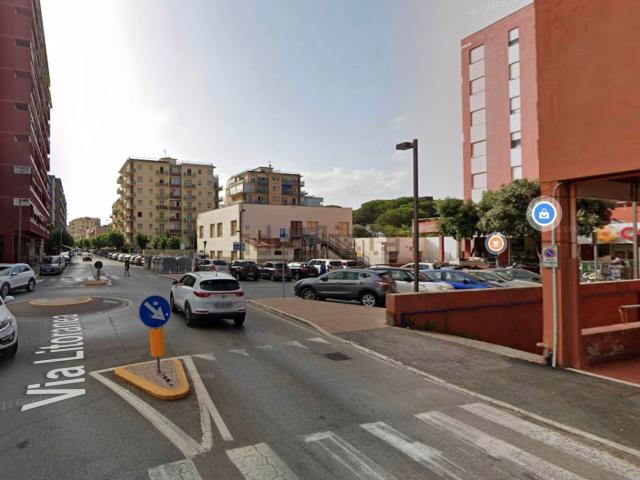 Locale Commerciale in vendita a Follonica, Toscana