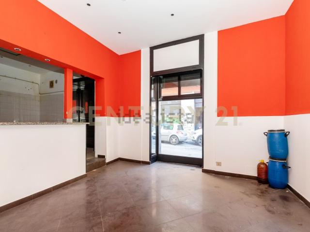 Locale Commerciale in vendita a Borgo-Sanzio, Catania