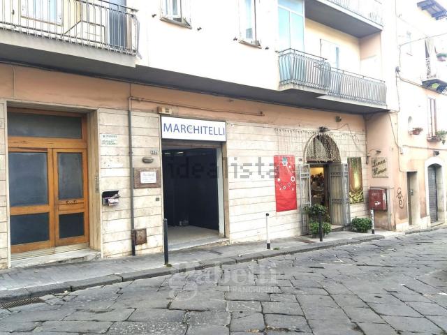Locale Commerciale in vendita a Campobasso, Molise