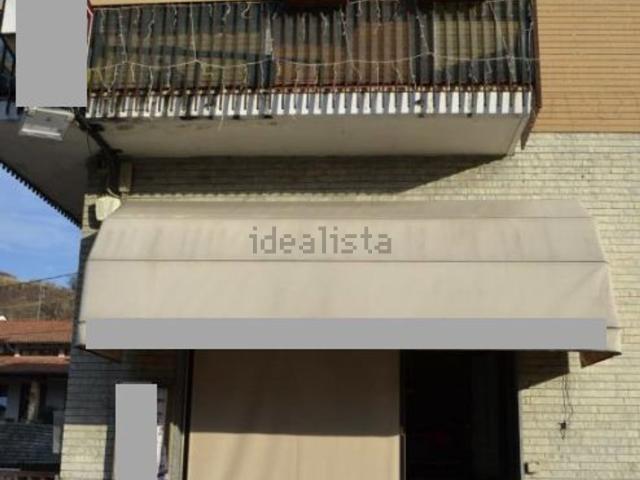 Locale Commerciale in vendita a Piemonte, Cuneo