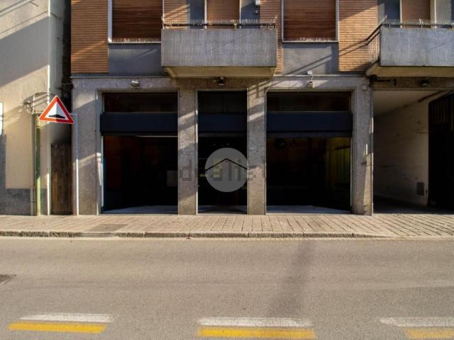 Locale Commerciale in vendita a Galeotta, Sant'angelo Lodigiano