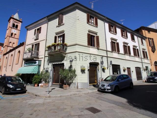 Locale Commerciale in vendita a Centro, Piemonte