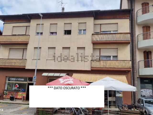 Locale Commerciale in vendita a Tolmezzo, Friuli-Venezia Giulia