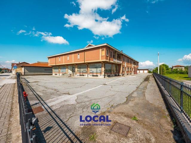 Locale Commerciale in vendita a Piemonte, Cuneo