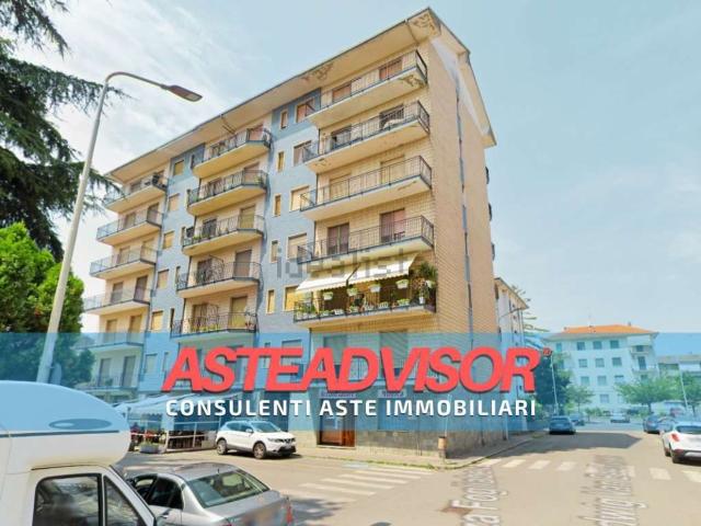Locale Commerciale in vendita a Coinor, Piemonte