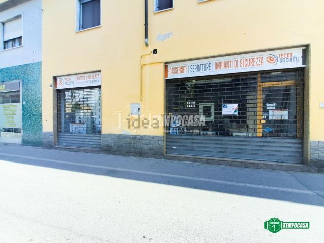 Locale Commerciale in vendita a Nova Milanese, Lombardia