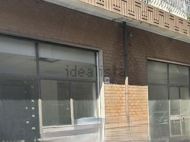 Locale Commerciale in vendita a Militi, Barcellona Pozzo Di Gotto