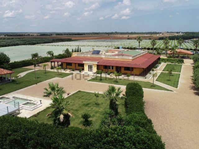 Locale Commerciale in vendita a Puglia, Brindisi
