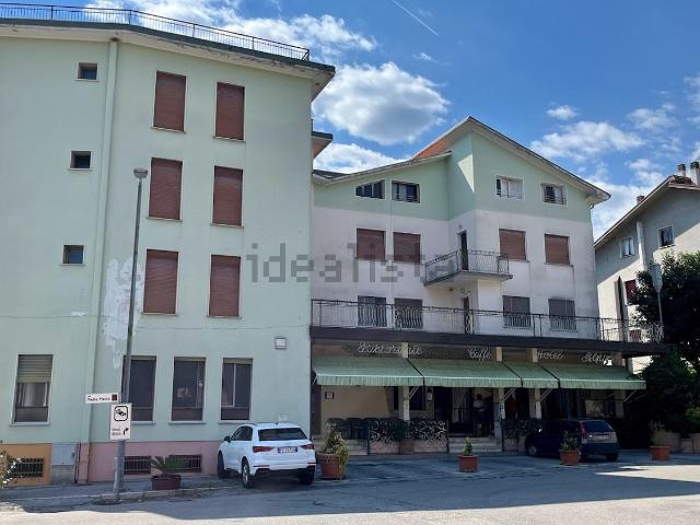 Locale Commerciale in vendita a Aviano, Friuli-Venezia Giulia