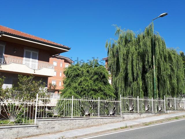 Locale Commerciale in vendita a Piemonte, Asti