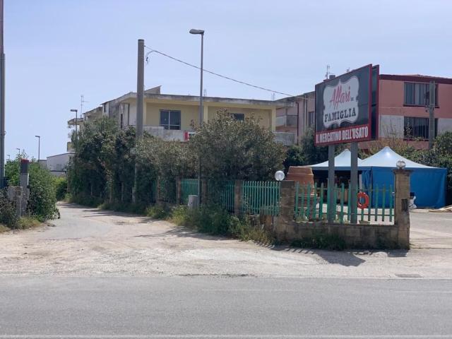 Locale Commerciale in vendita a Calabria, Catanzaro