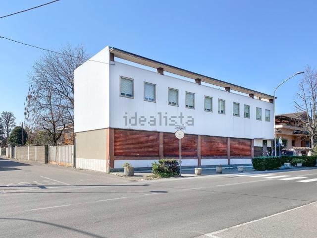 Locale Commerciale in vendita a Gerbone, Olgiate Olona
