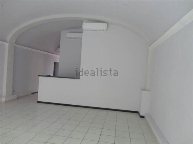 Locale Commerciale in vendita a Unione dei Comuni Circondario dell'Empolese Valdelsa, Lucardo