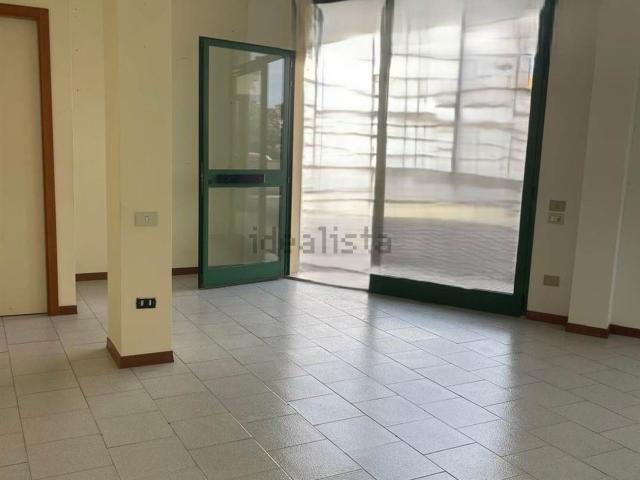 Locale Commerciale in vendita a Unione dei Comuni Circondario dell'Empolese Valdelsa, Lucardo