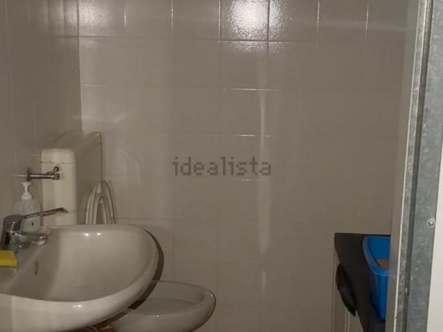 Locale Commerciale in vendita a Villa Grotta, Viadana
