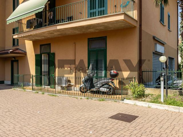 Locale Commerciale in vendita a Brongio, Garbagnate Monastero
