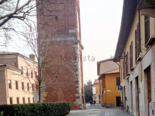 Locale Commerciale in vendita a Melzo, Lombardia