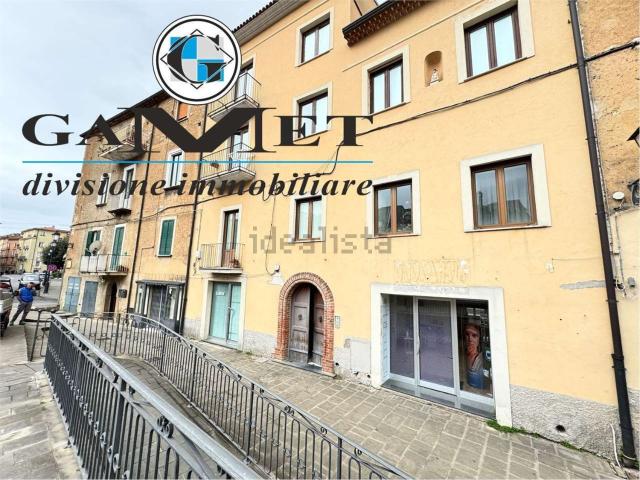 Locale Commerciale in vendita a Vallo Della Lucania, Campania