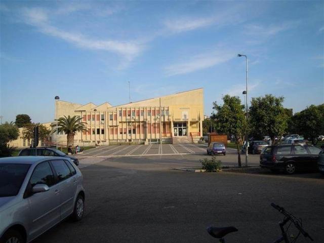 Locale Commerciale in vendita a Case FIAT, Campomarino