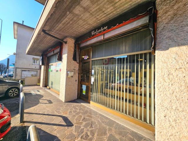 Locale Commerciale in vendita a Rova, Gazzaniga