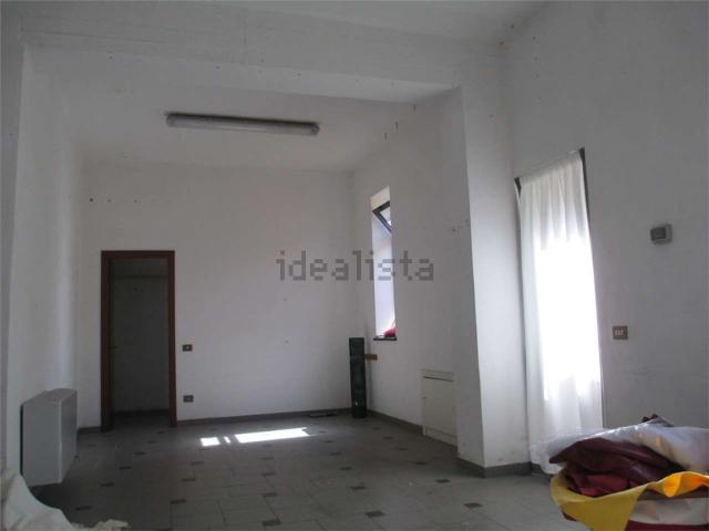 Locale Commerciale in vendita a Lammari, Capannori