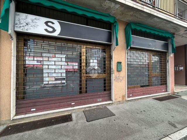 Locale Commerciale in vendita a Cascina Cà, Sulbiate