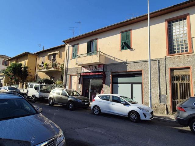 Locale Commerciale in vendita a Centro, Monte Argentario