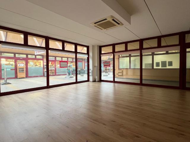 Locale Commerciale in vendita a Venezia