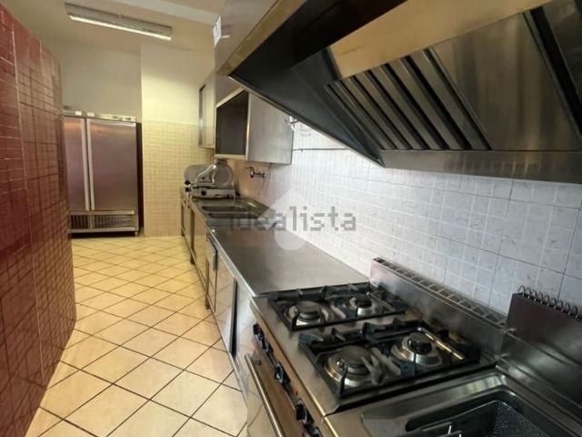 Locale Commerciale in vendita a Gorlago, Lombardia