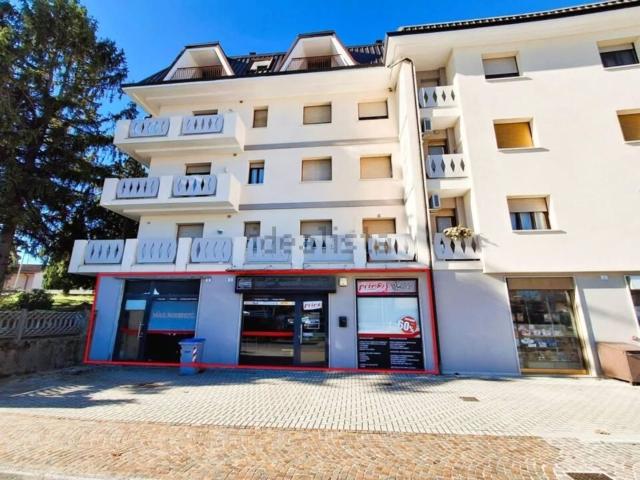 Locale Commerciale in vendita a Cervignano Del Friuli, Friuli-Venezia Giulia