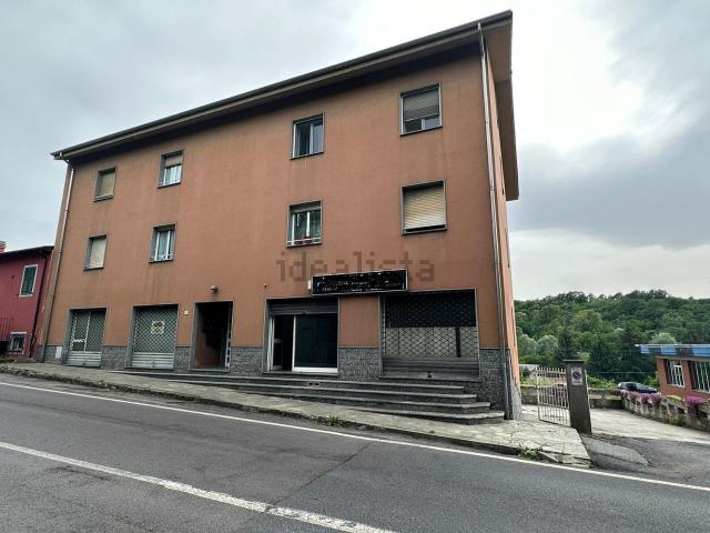 Locale Commerciale in vendita a Vispa, Carcare