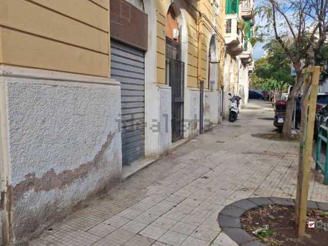 Locale Commerciale in vendita a IV Circoscrizione, Messina