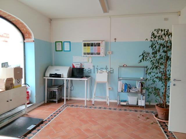 Locale Commerciale in vendita a Stazione Masotti, Serravalle Pistoiese