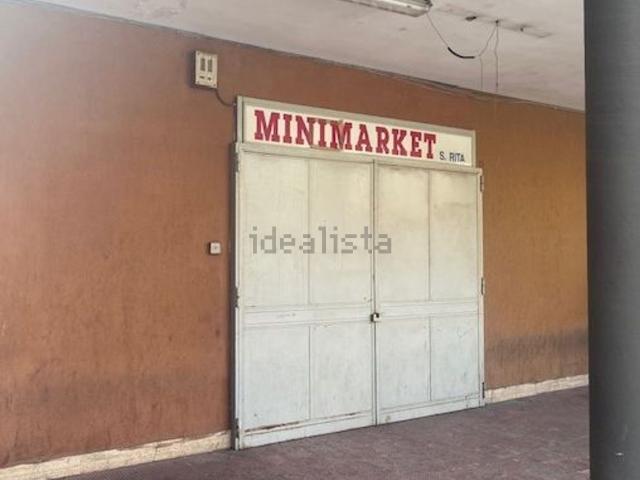 Locale Commerciale in vendita a Santa Rita, Puglia
