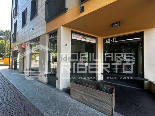 Locale Commerciale in vendita a Zona Omogenea Milano Nord, Paderno Dugnano
