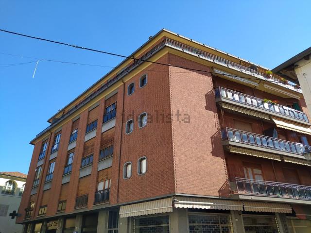 Locale Commerciale in vendita a Piemonte, Cuneo