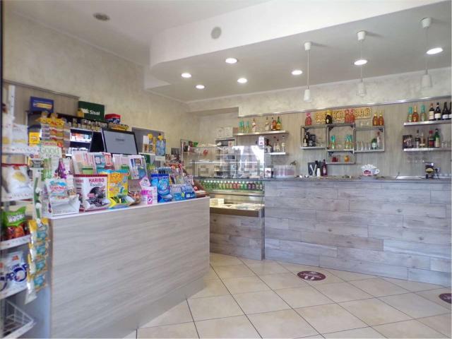 Locale Commerciale in vendita a Roma Capitale, Lazio