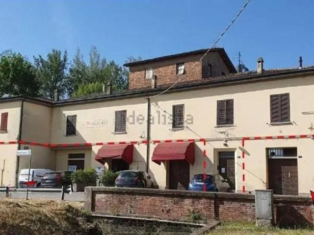 Locale Commerciale in vendita a Unione dei comuni della Bassa Romagna, Bagnara Di Romagna