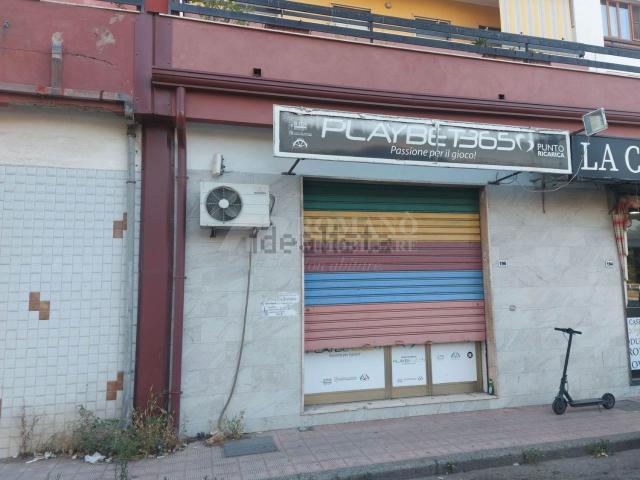 Locale Commerciale in vendita a Vescovatello, Calabria