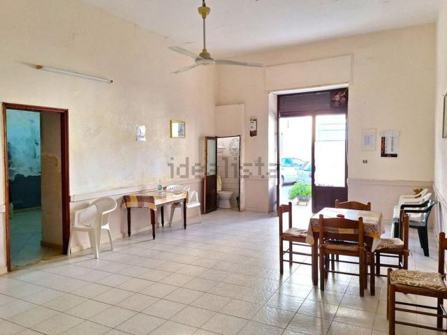Locale Commerciale in vendita a Ravanusa, Sicilia
