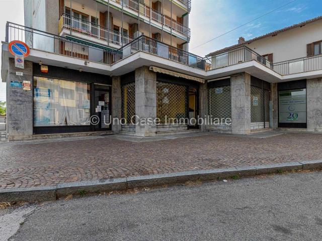 Locale Commerciale in vendita a Borghetto, Piemonte