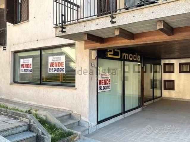 Locale Commerciale in vendita a Piemonte, Cuneo