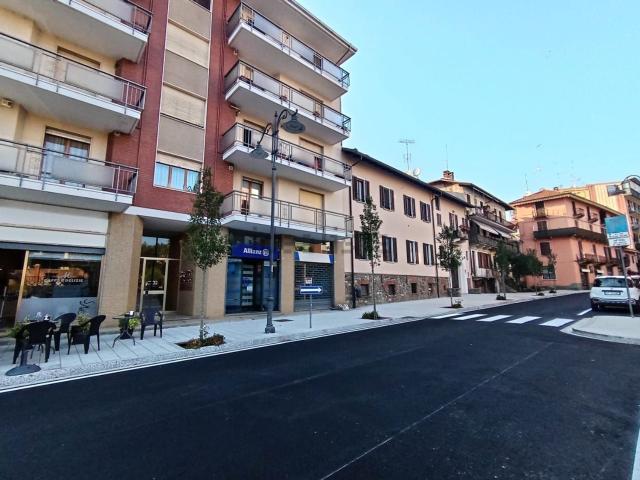 Locale Commerciale in vendita a Piemonte, Novara